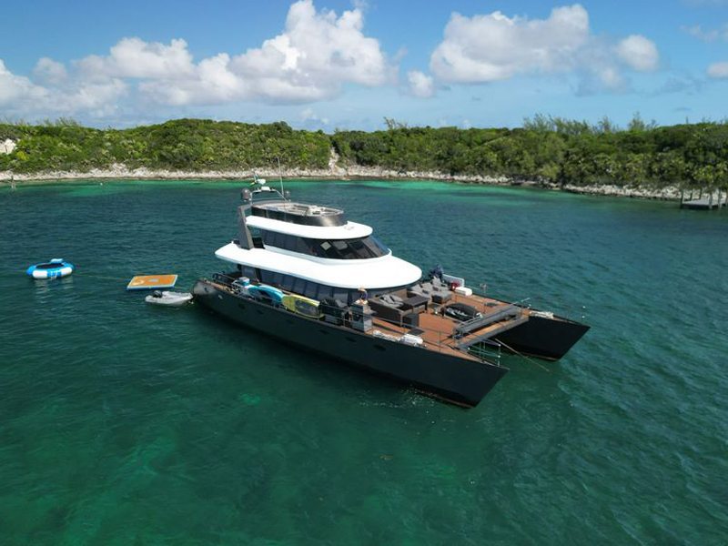 80 foot custom catamaran anchored on a Bahamas charter near Nassau